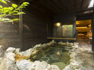 源泉かけ流し・泉質と効能